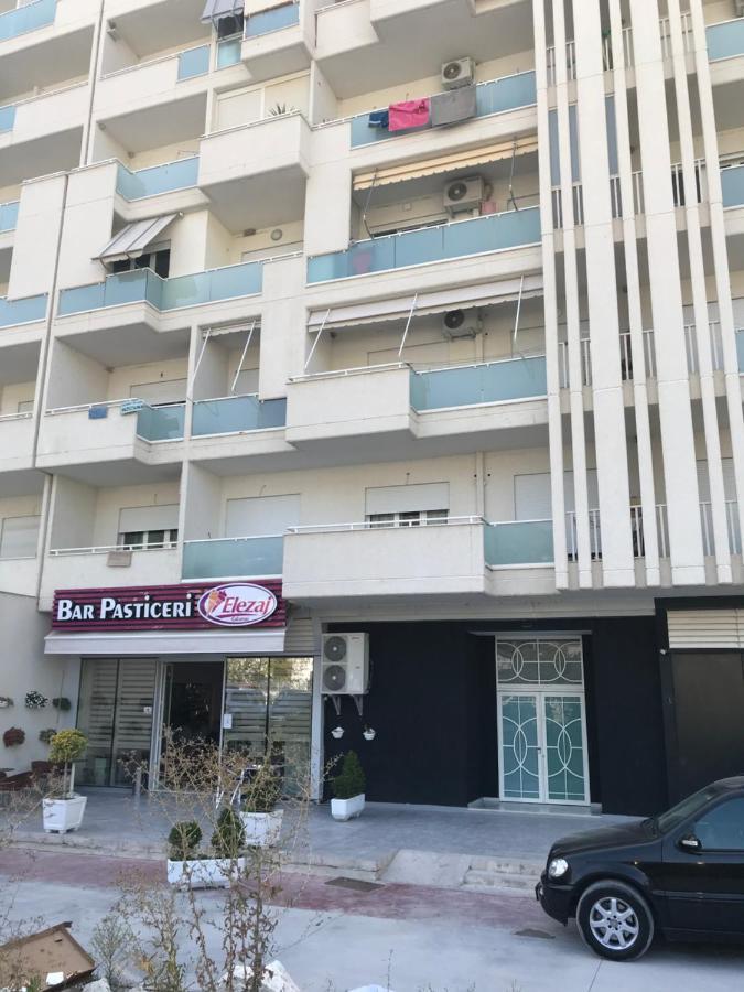 Lucky Lux Apartment Влёра Экстерьер фото