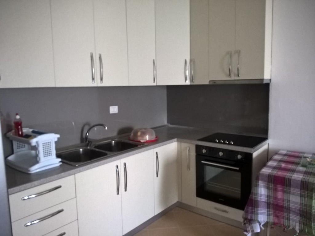 Lucky Lux Apartment Влёра Экстерьер фото