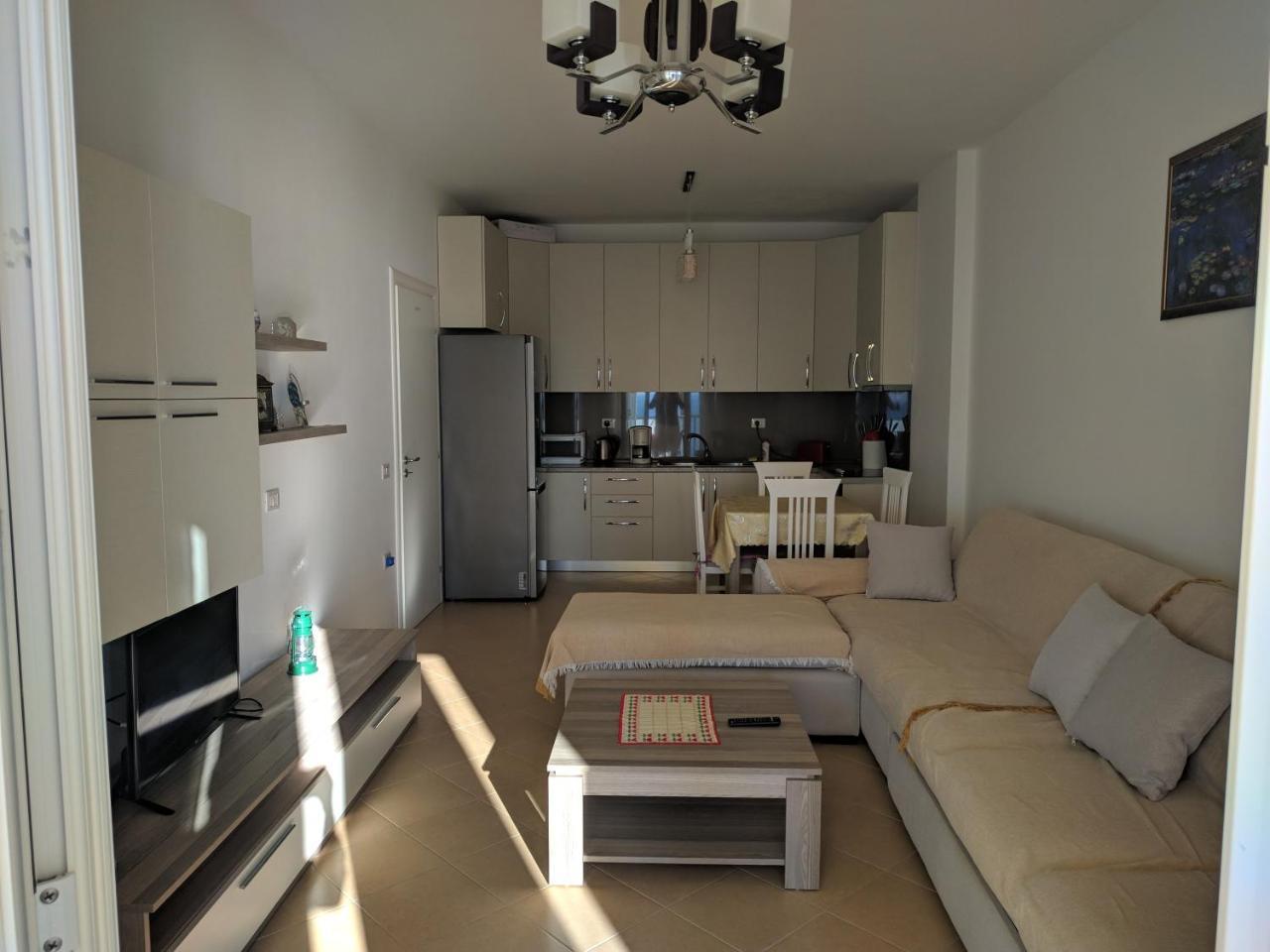 Lucky Lux Apartment Влёра Экстерьер фото